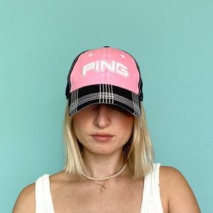 PINK GOLF HAT